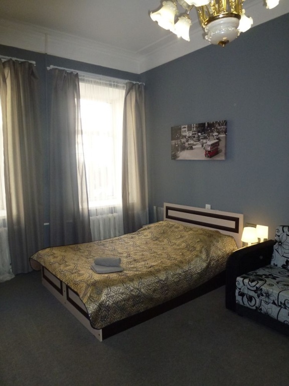 4ROOM — 3