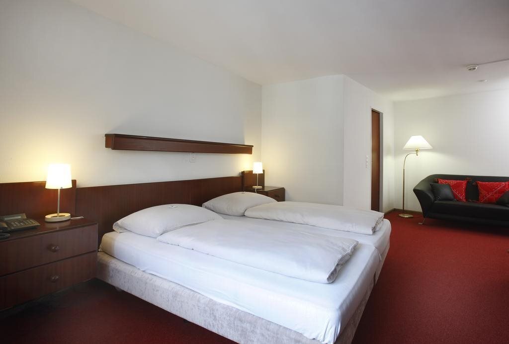 Hotel zum Spalenbrunnen by null