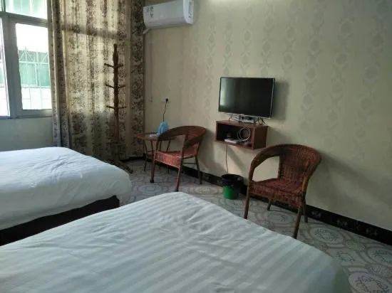 Qichun Spring Apartment in Huanggang