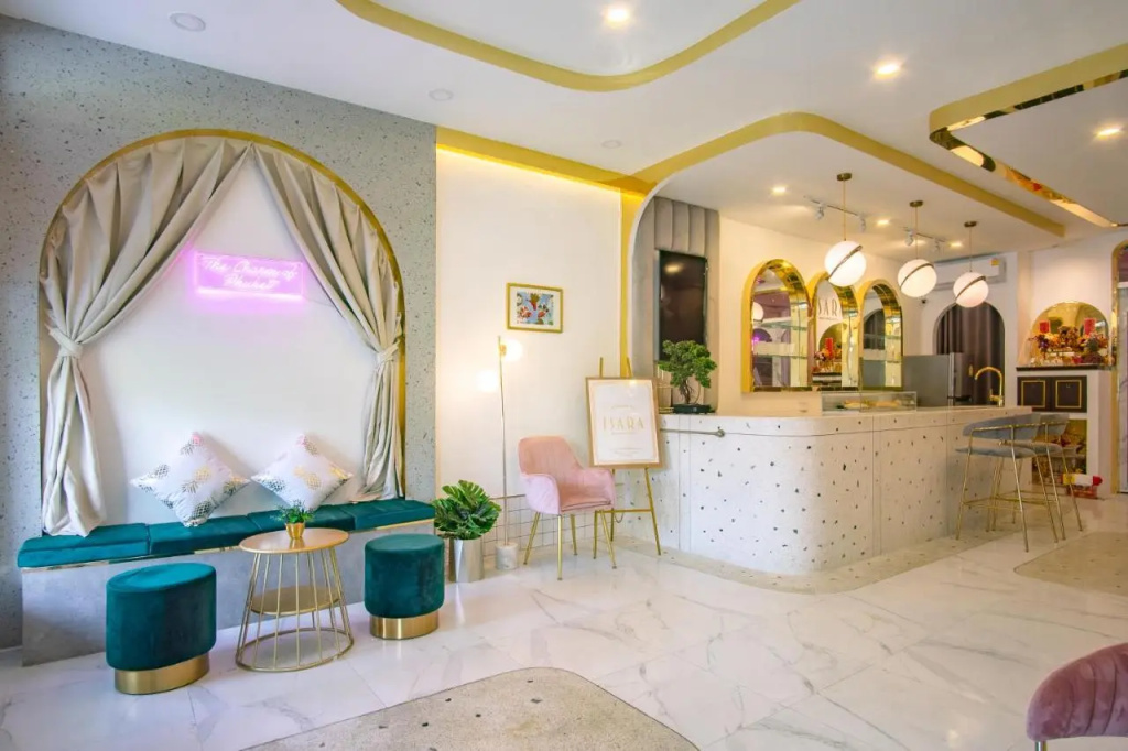 Isara Boutique Hotel and Cafe — фото