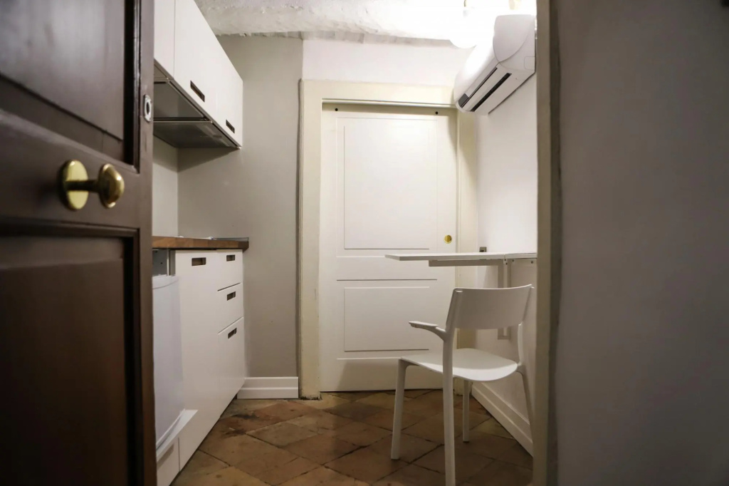 Studio Apartment at Pizzofalcone by Wonderful