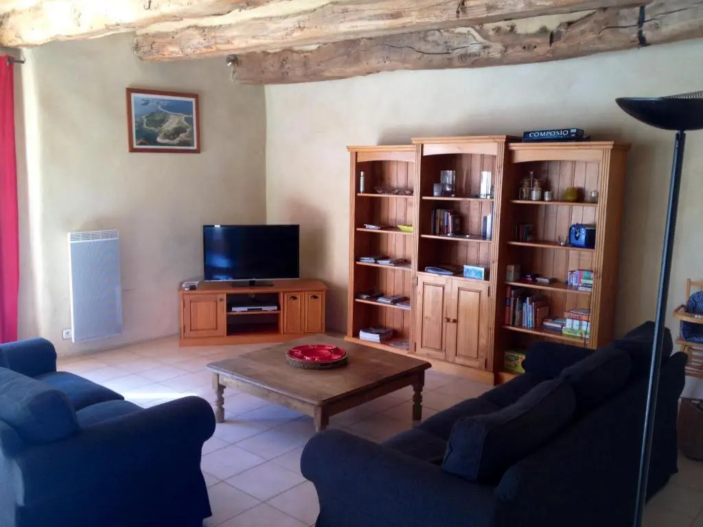 2 Bedrooms Cottage