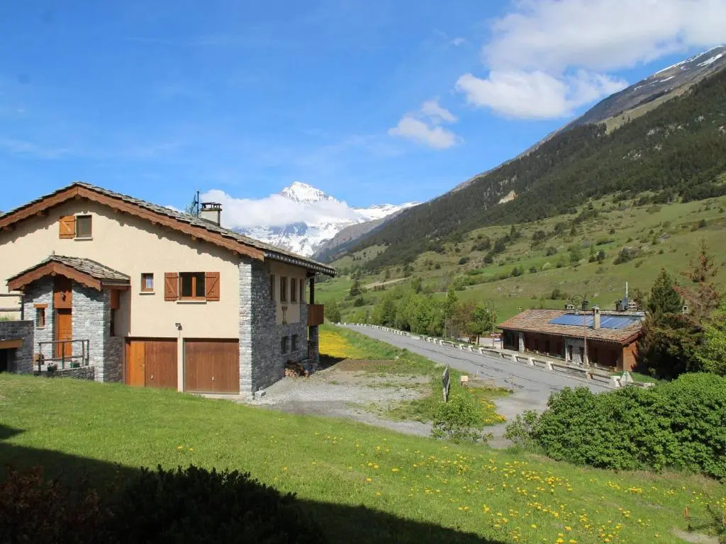 Voir la photo 2 — Studio Lanslevillard, 1 pièce, 4 personnes - FR-1-508-219