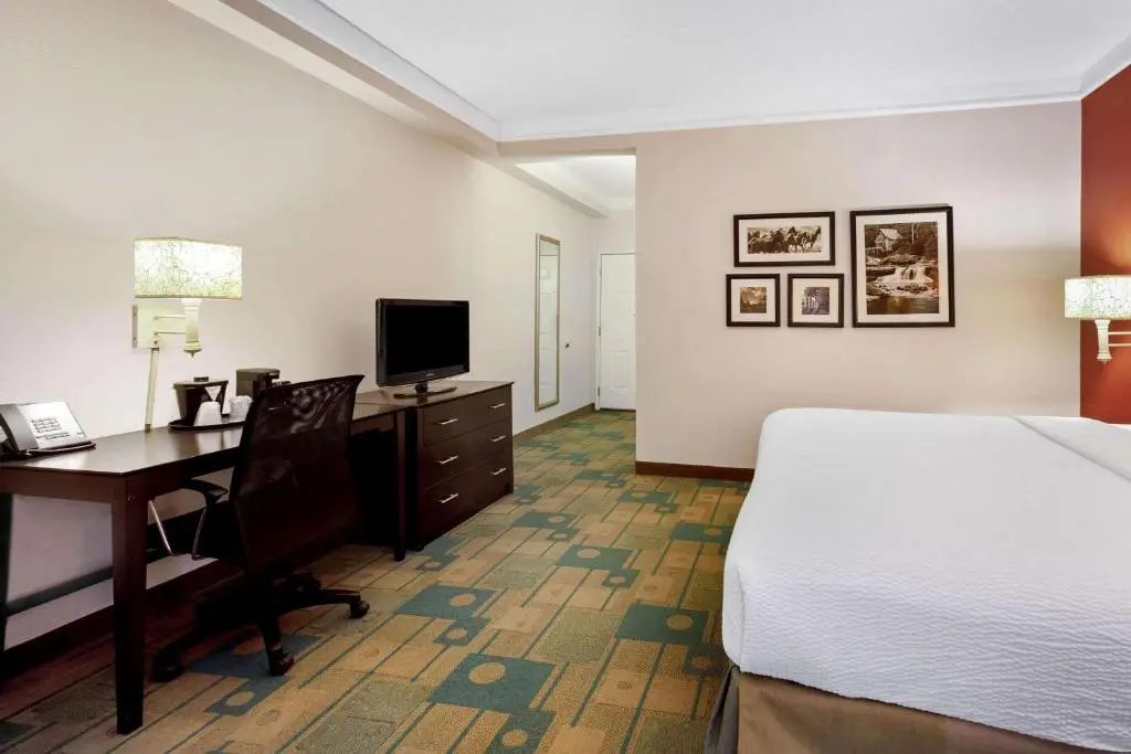 La Quinta Inn & Suites by Wyndham Dallas DFW Airport North - Chambres