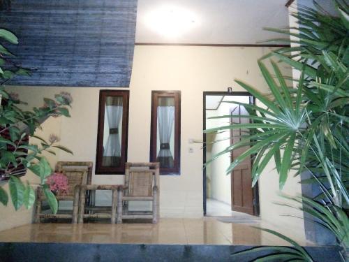 Lara Homestay, Pariwisata Pantai Kuta Street, Gg. Lara No. 5 image