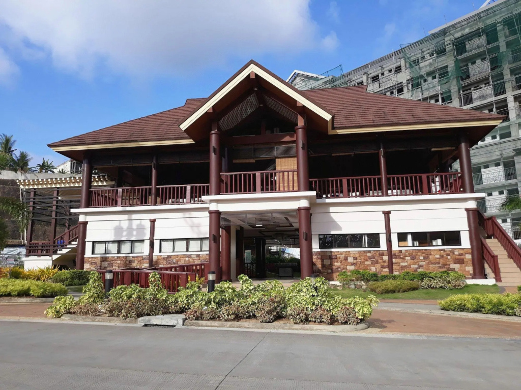 1 Bedroom Condo at One Oasis Condominuim