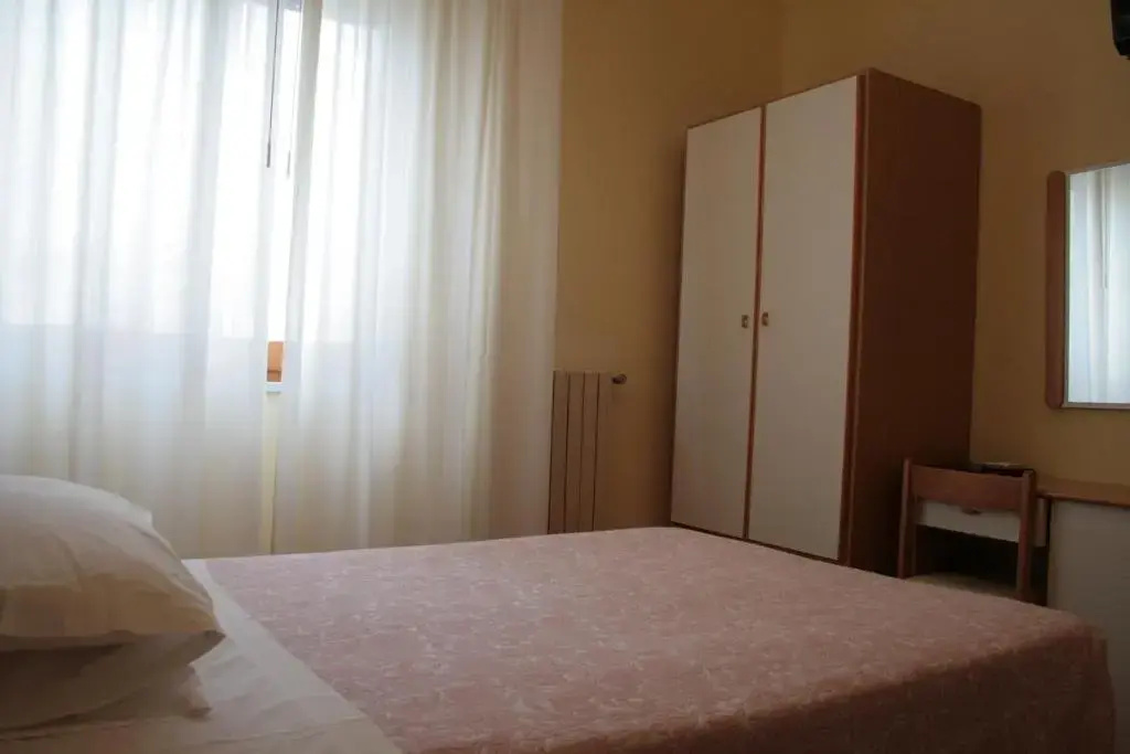 Economy room
