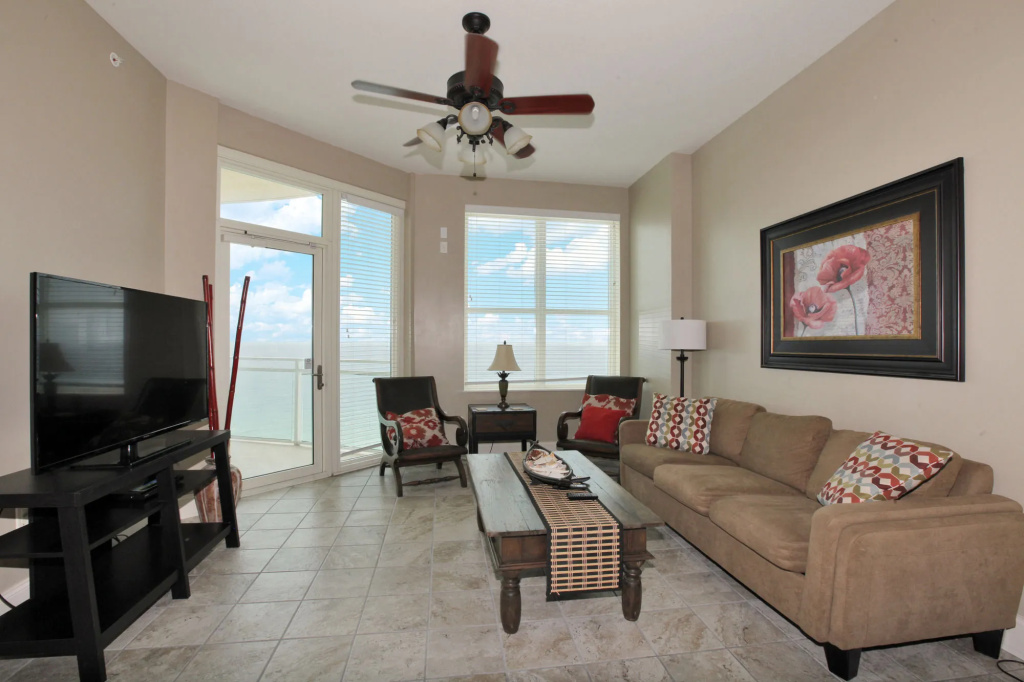 Aqua Beach Resort by Panhandle Getaways - Général