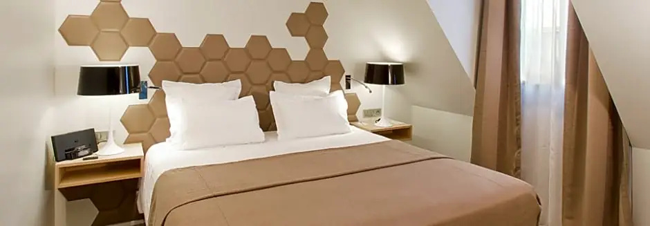 Hotel California Champs Elysees 42