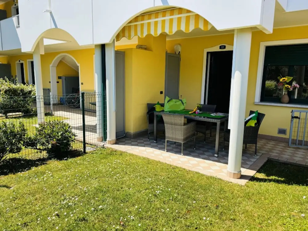 Bright Apartment 300mt From the Beach