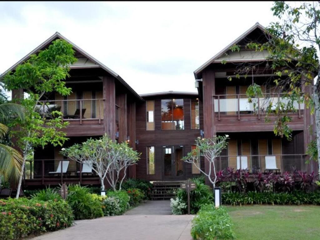 Duyong Marina & Resort