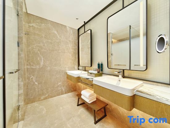 Двухместный номер Premier 2 отдельные кровати в DoubleTree by Hilton Ya'An