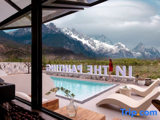 Lijiang In the Painting | Seasonal Flower Garden and Snow Mountain Scenic Resort Homestay