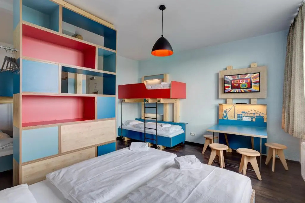 Meininger Hotel Hamburg City Center - Chambres