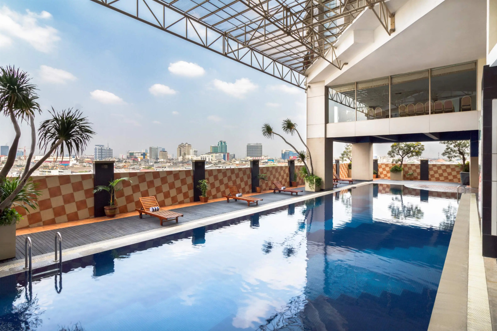Best Western Mangga Dua Hotel and Residence - 4