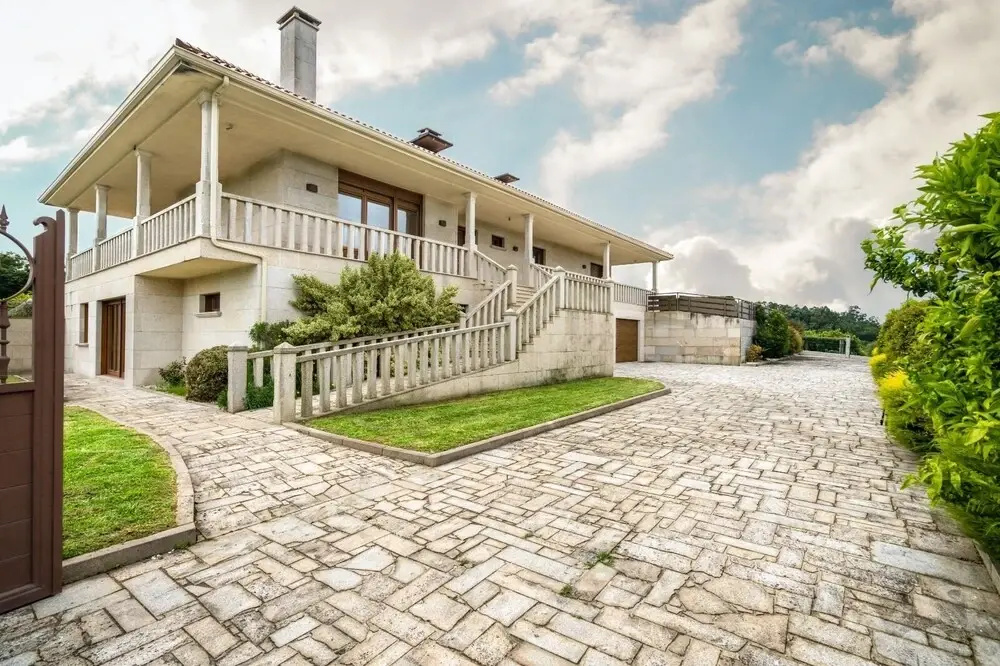 Casa de Lujo con Pisicina y Jardin en el Rural