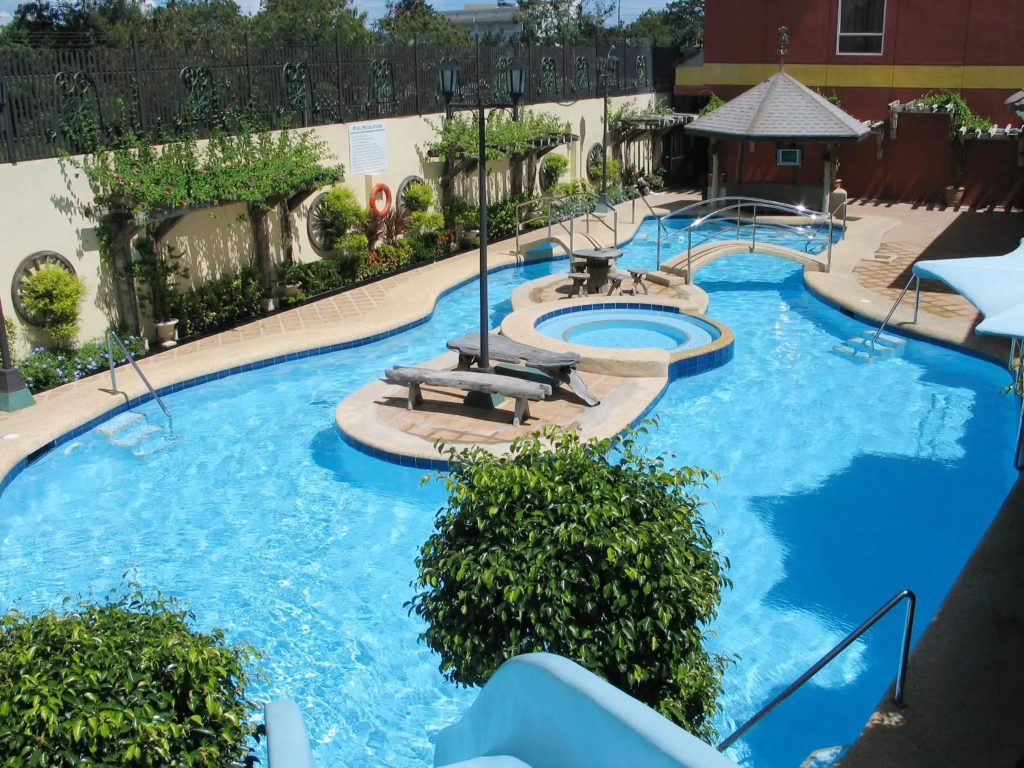 Crown Regency Suites & Residences - Mactan - фото 18