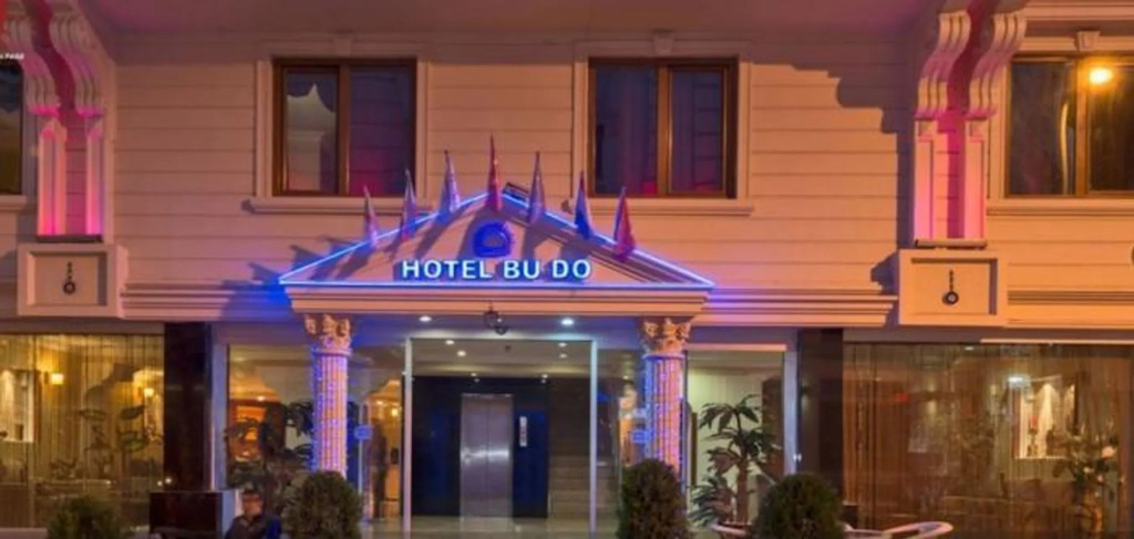 Budo Hotel — фото