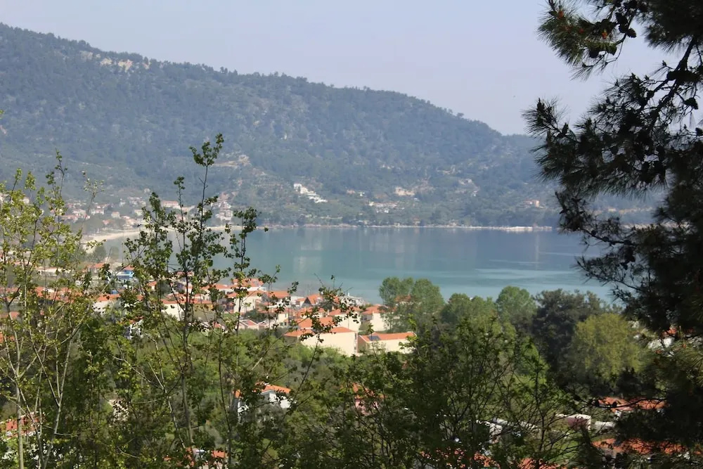 Natalia Maisonettes