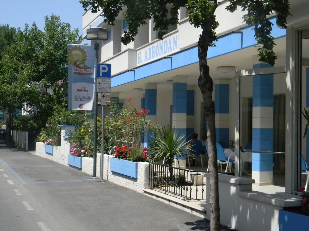 Hotel Abbondanza