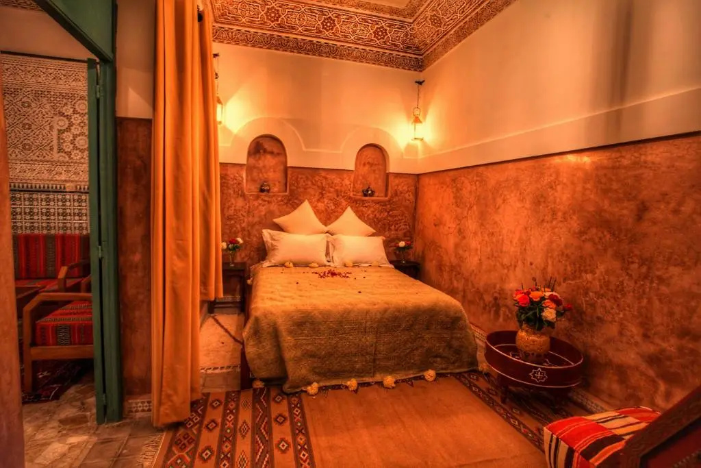 Deluxe Double room (full double bed)