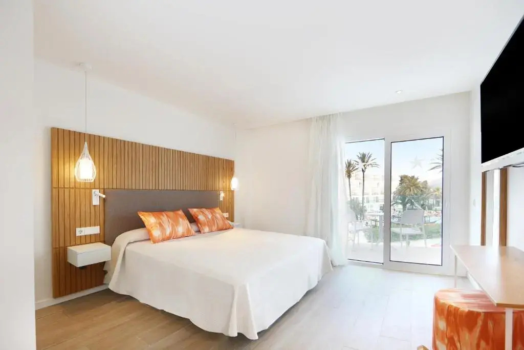 Iberostar Waves Playa de Muro Hotel - Chambres