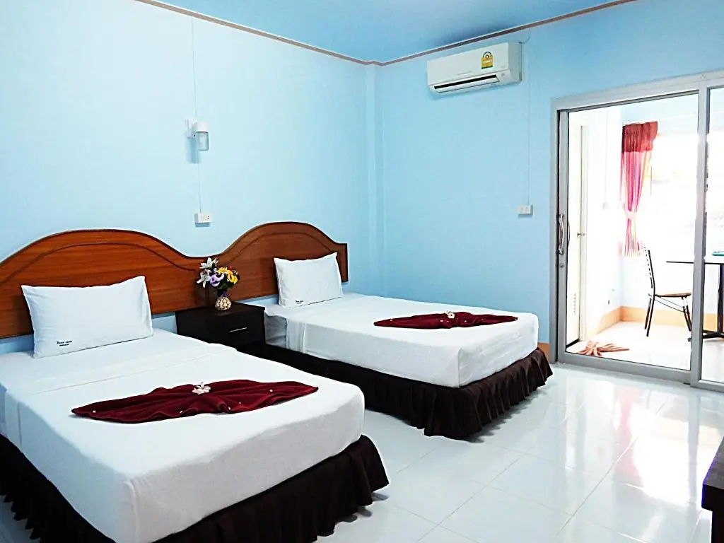 Standard Double room with balcony (twin beds)