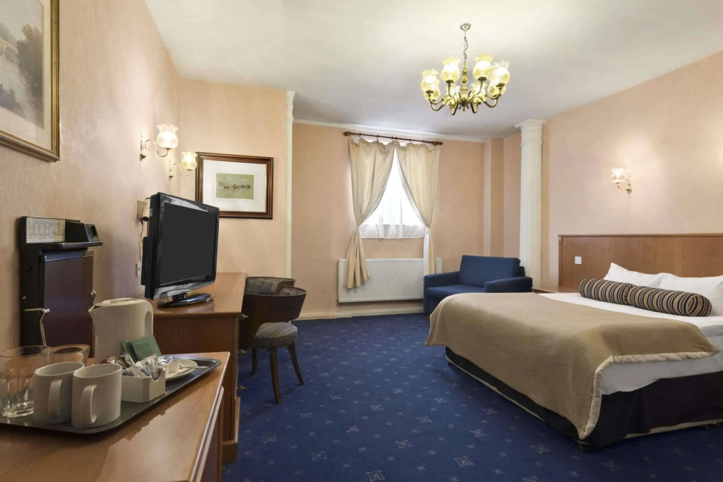 Ramada by Wyndham Loughborough Hotel - Général