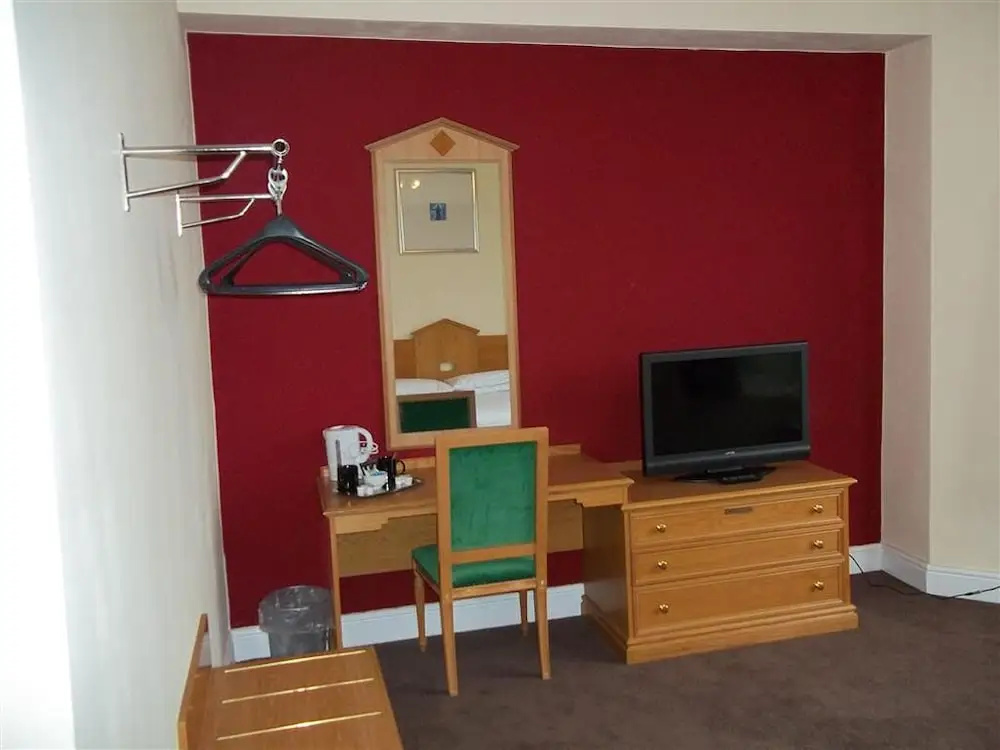 Esplanade Hotel - Clacton On Sea (Beachfront Hotel) by OYO - Chambres