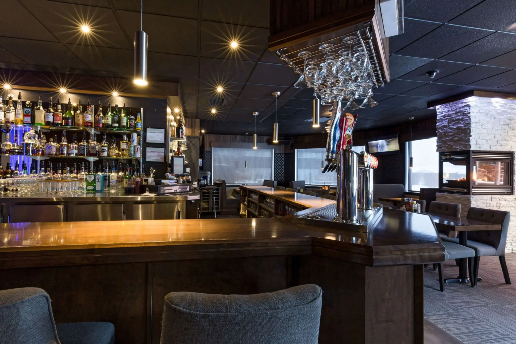 Quality Inn & Suites - фото 22