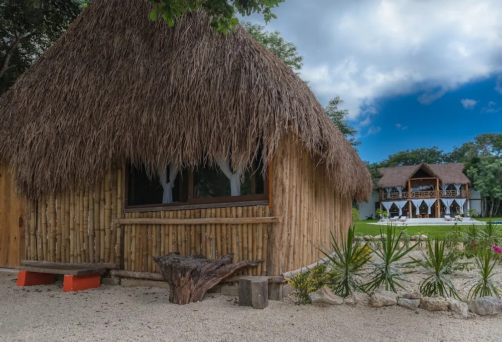 Seclusive & Relaxing villa in the jungle of Xpu-Ha by Happy Address