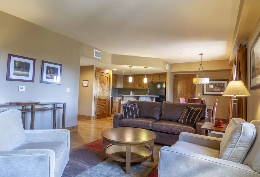 3 Bedrooms Deluxe Apartment