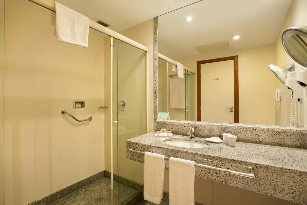 Windsor Asturias Hotel - Chambres