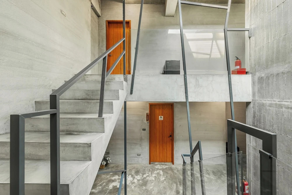 Huyan Museum BnB - Concrete Design — 4