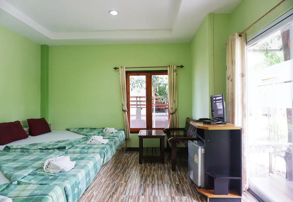 Standard Family room