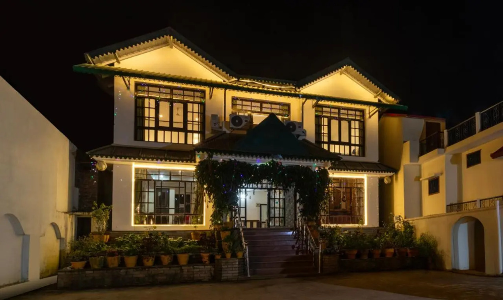 1 BR Boutique stay in Naukuchiatal, Bhimtal, by GuestHouser (69B4)