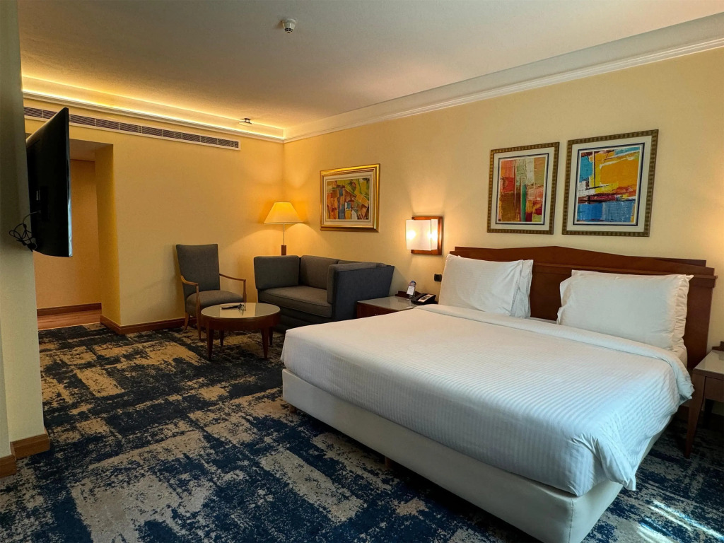 Radisson BLU Martinez Hotel, Beirut - фото 32