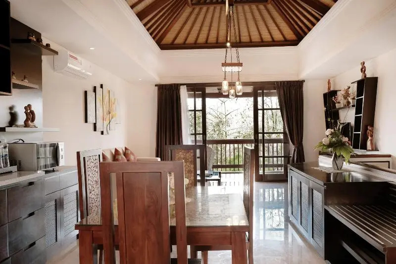 Royal Tulip Springhill Resort Jimbaran — 1