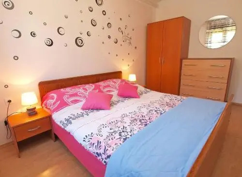 Apartments Dragica 1312