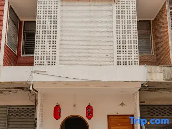 Baan Samurai Buak Haad Old City 3 BR all King Beds