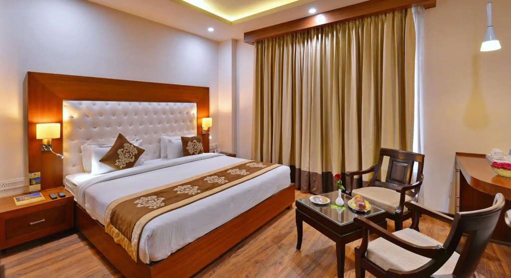Hotel Seven Hills Tower