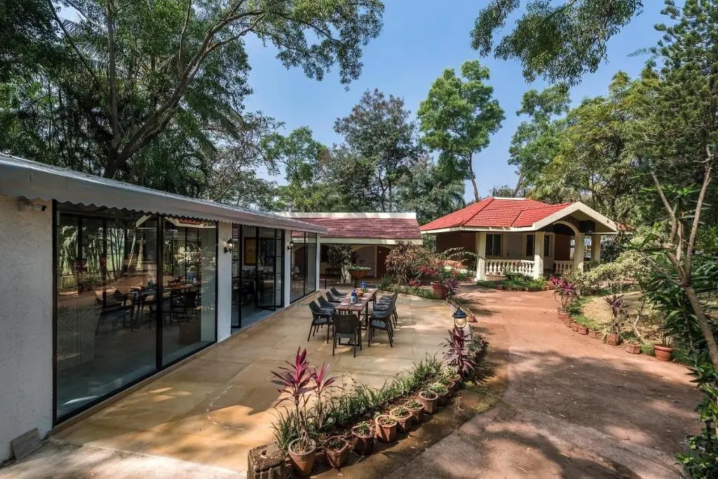 SaffronStays Foresta By The Lake, Kamshet