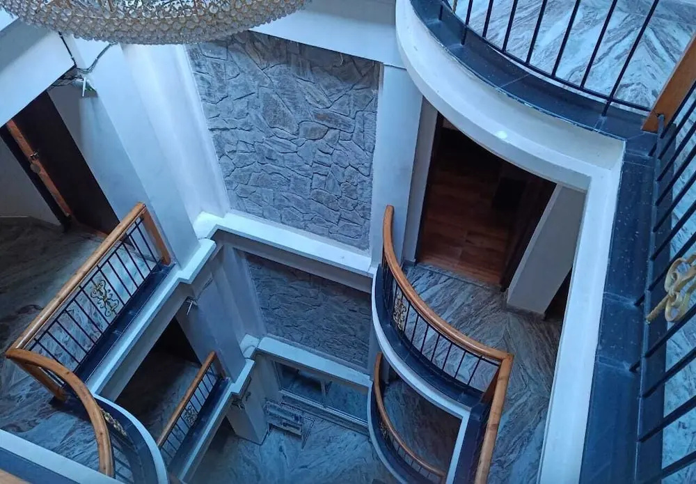 Balcony & Terrace