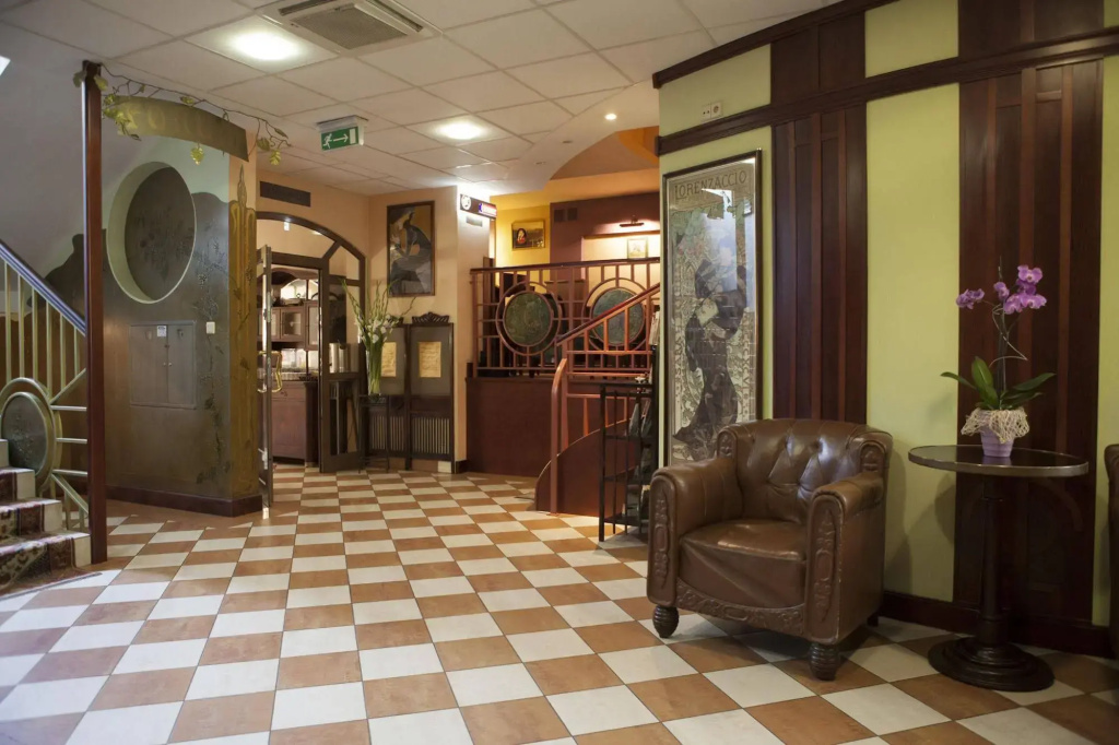 Hotel photo 2