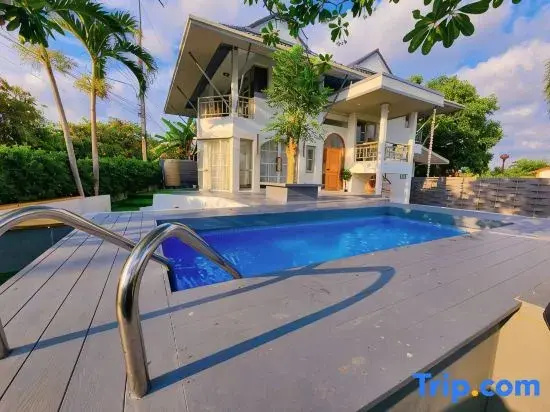 Sova Vcay Pool Villa