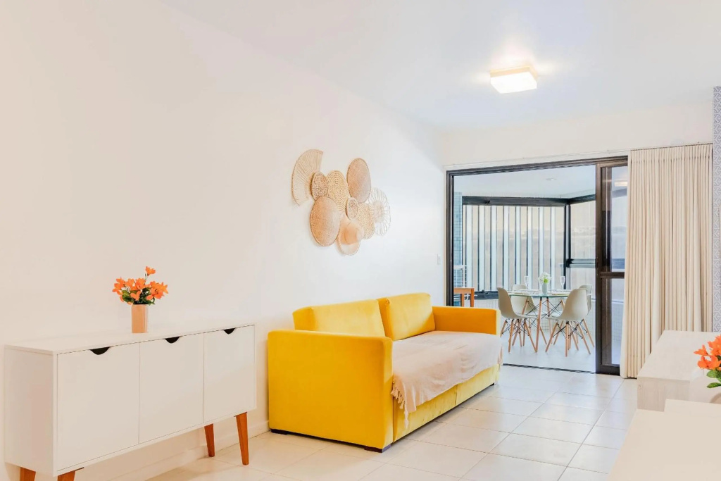 RV05 Excelente Quarto e Sala Pé na Areia