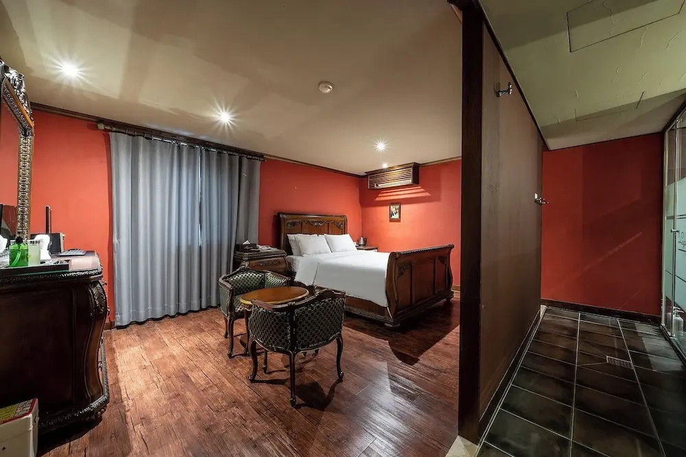 Superior room