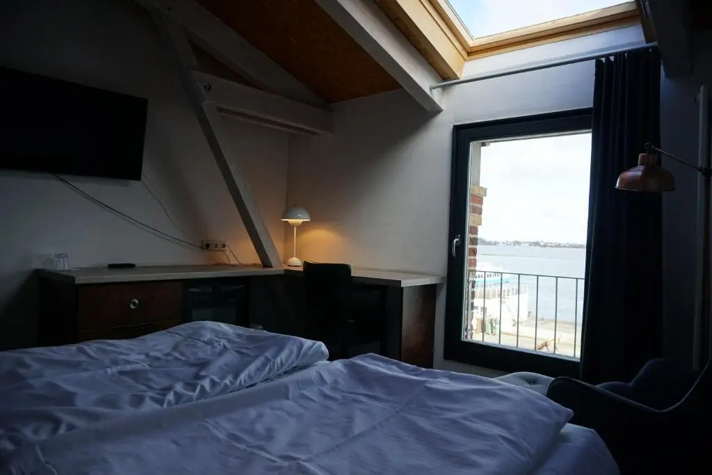 Hotel Alter Hafenspeicher - Chambres