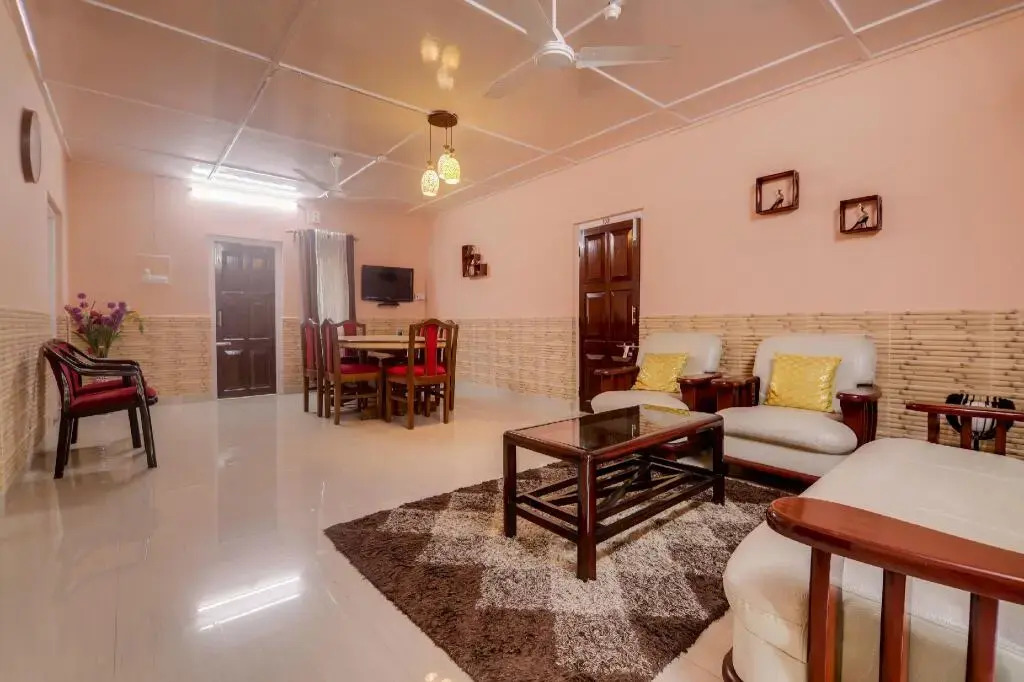 Trinayan Associates by OYO Rooms — фото 3