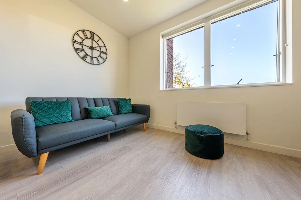Luxury 1 Bedroom Serviced Apartment in the Heart of Stevenage - фото 16